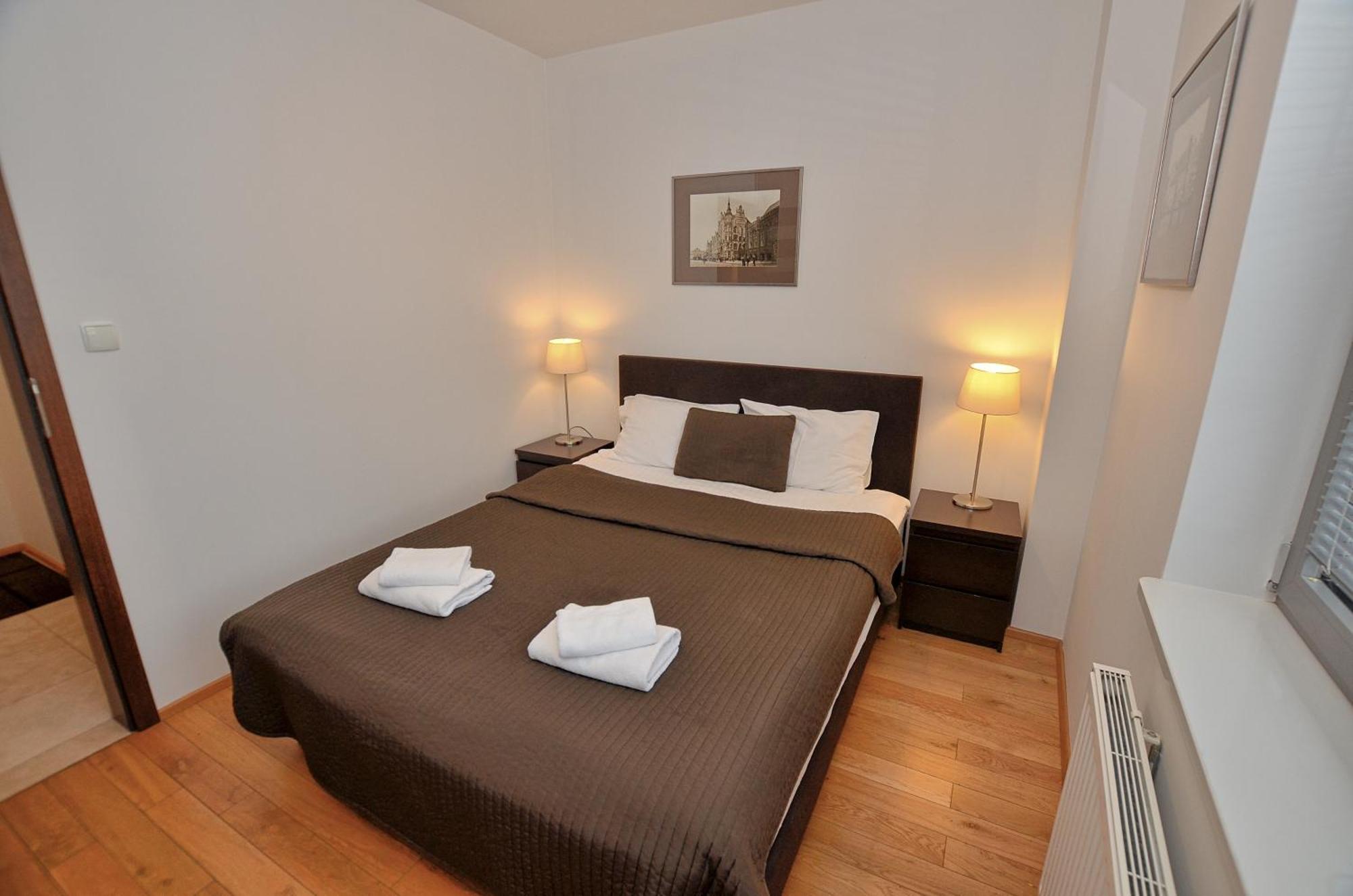 Tartaczna Deluxe Apartments กดัญสก์ ภายนอก รูปภาพ