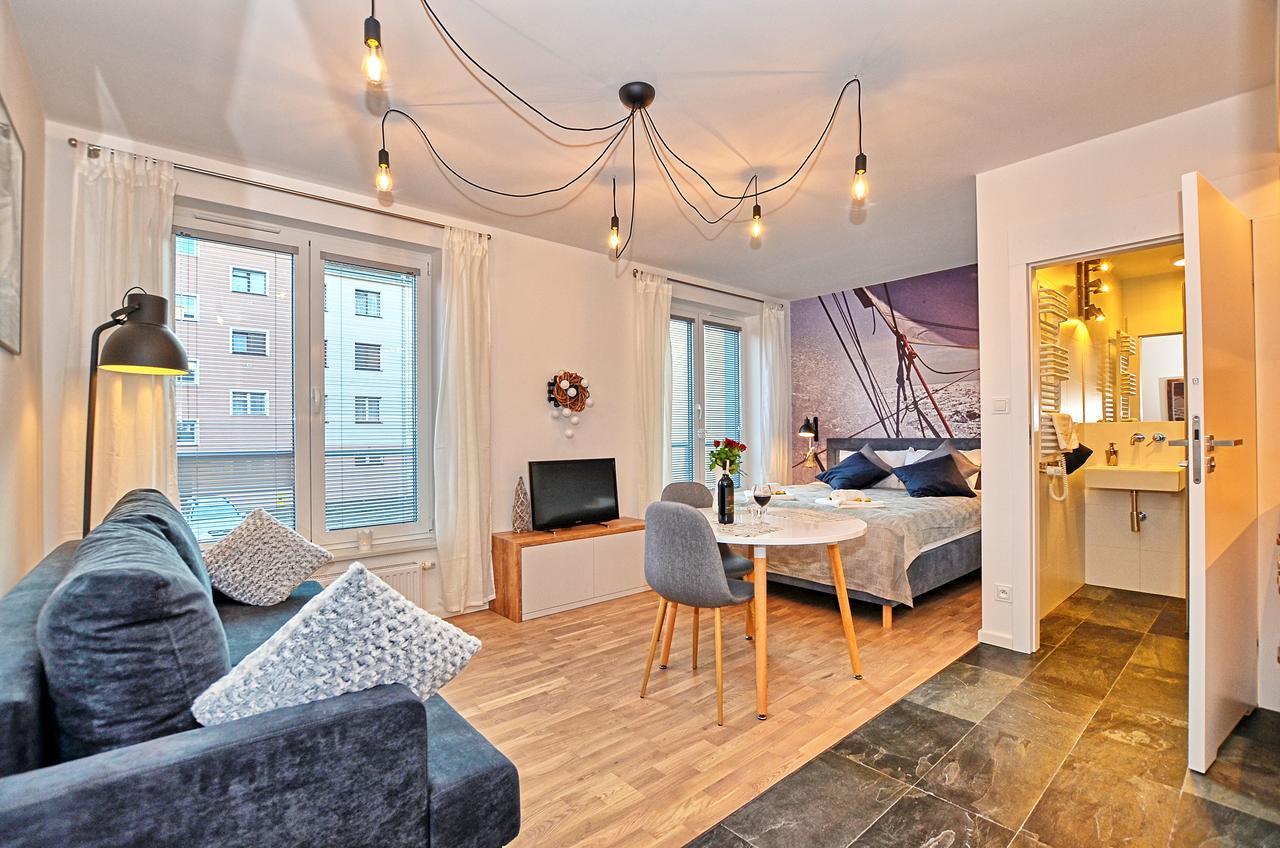 Tartaczna Deluxe Apartments กดัญสก์ ภายนอก รูปภาพ
