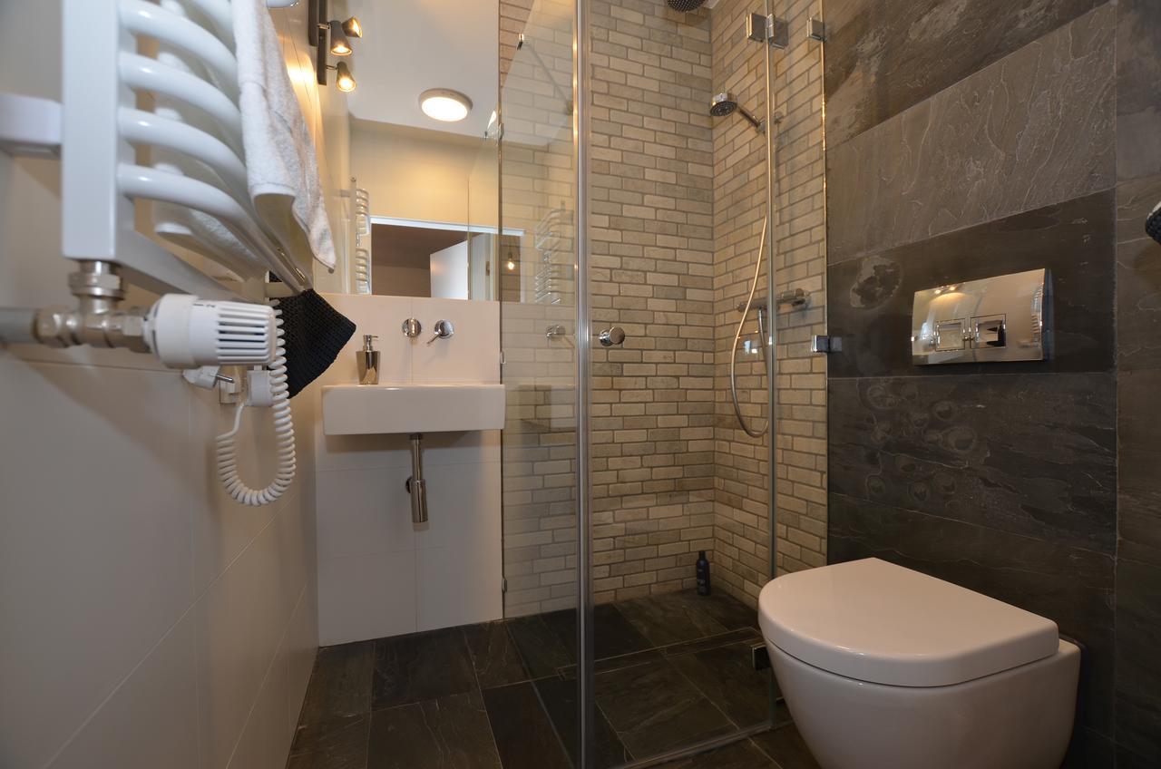 Tartaczna Deluxe Apartments กดัญสก์ ภายนอก รูปภาพ